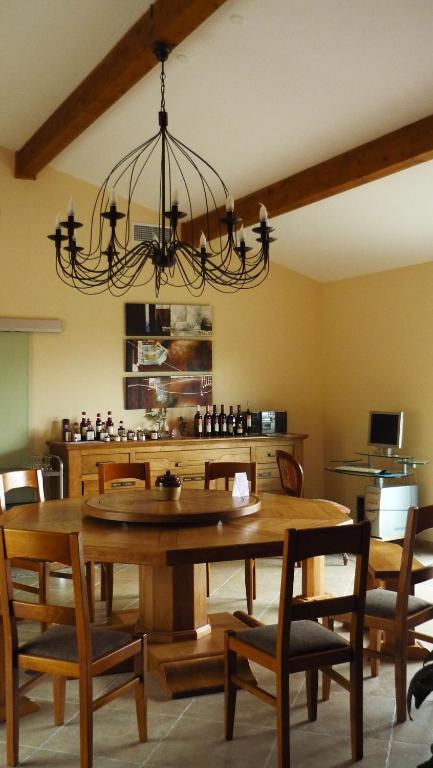 Relais De L'Alsou- Piscine Bed & Breakfast Labastide-en-Val Bagian luar foto